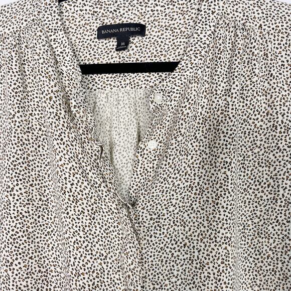 Banana Republic M Cream Black Cheetah Print Essential Button Front Blouse Top - Picture 3 of 10